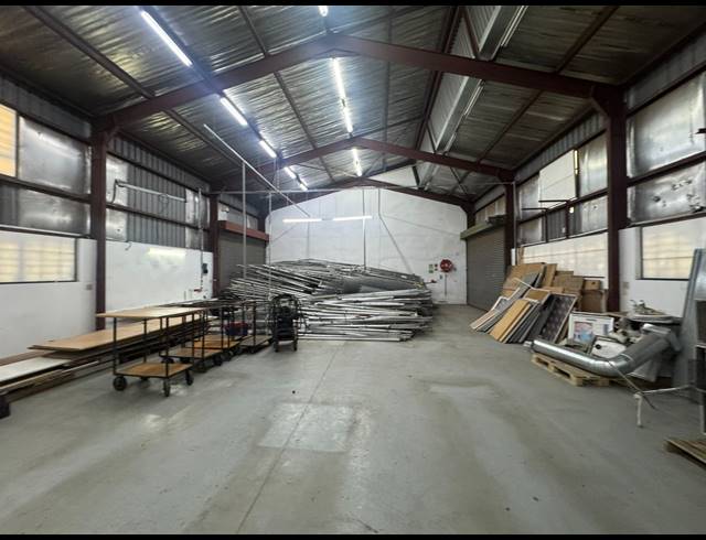 750M² WAREHOUSE TO LET IN HERMANSTAD